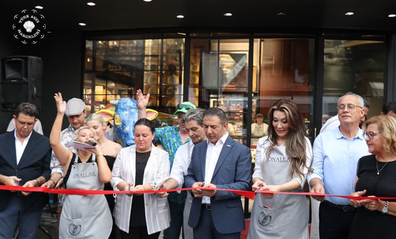 Denizli’de Ünlü Şeflerle Görkemli Açılış Yapıldı