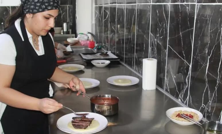 ÇOGEP Kursiyerleri Protokolden Tam Not Aldı