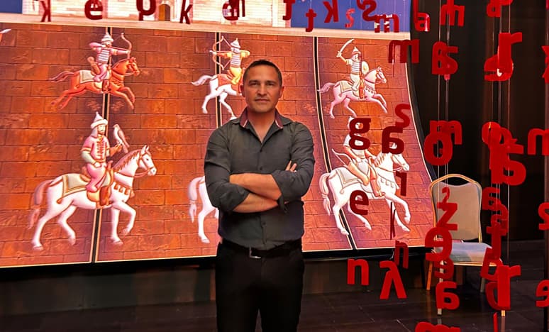 Prof. Dr. Yılmaz Seçim, Konya Kitap Günleri’nde Okurlarıyla