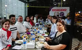 İstanbul Anadolu Şefler Yardımlaşma Ve Dayanışma Derneğinden İftar Yemeği