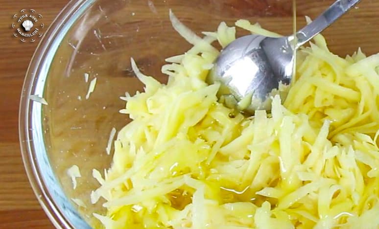 En İyi Kahvaltı Çeşitlerinden Patates Mücver Nasıl Yapılır?