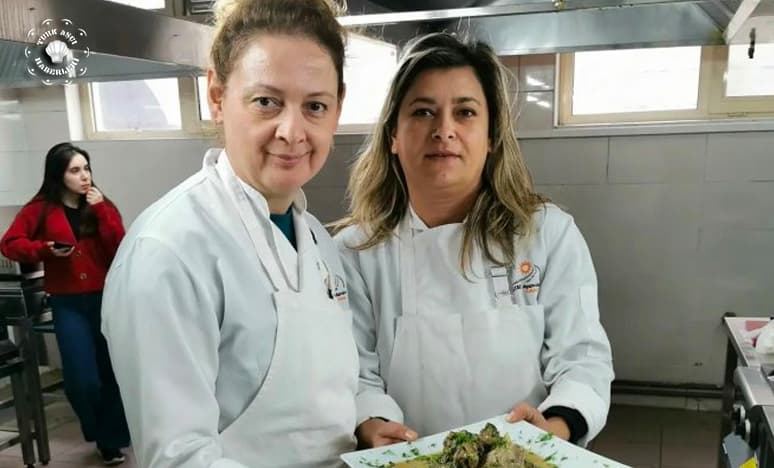 Yunanistanlı Mutfak Sanatları Öğrencileri Çanakkale Mutfağında Aşçılık Eğitimi Görüyor...